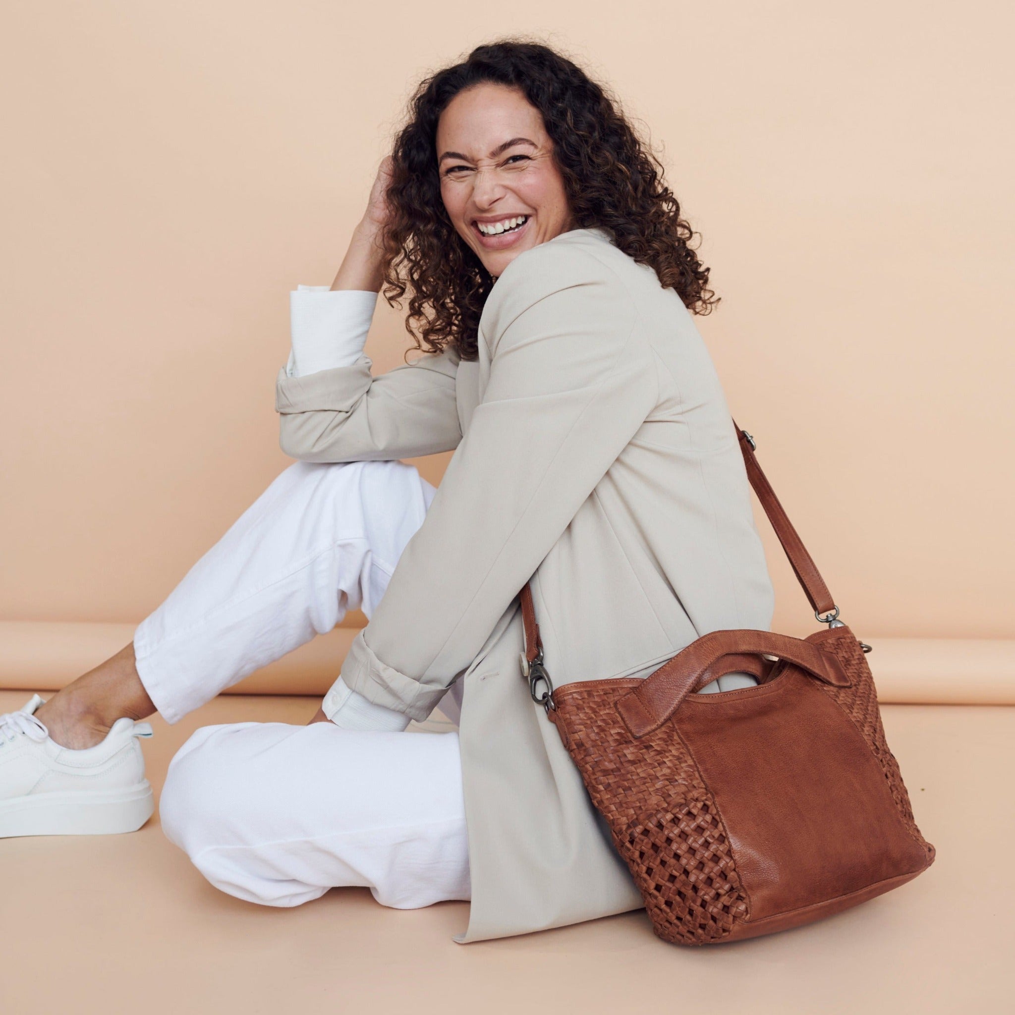 Theo Leather Crossbody Bag - Image 2