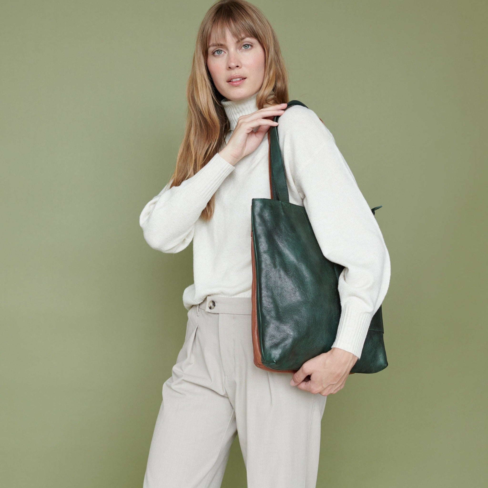 Leon Leather Tote Bag - Image 17