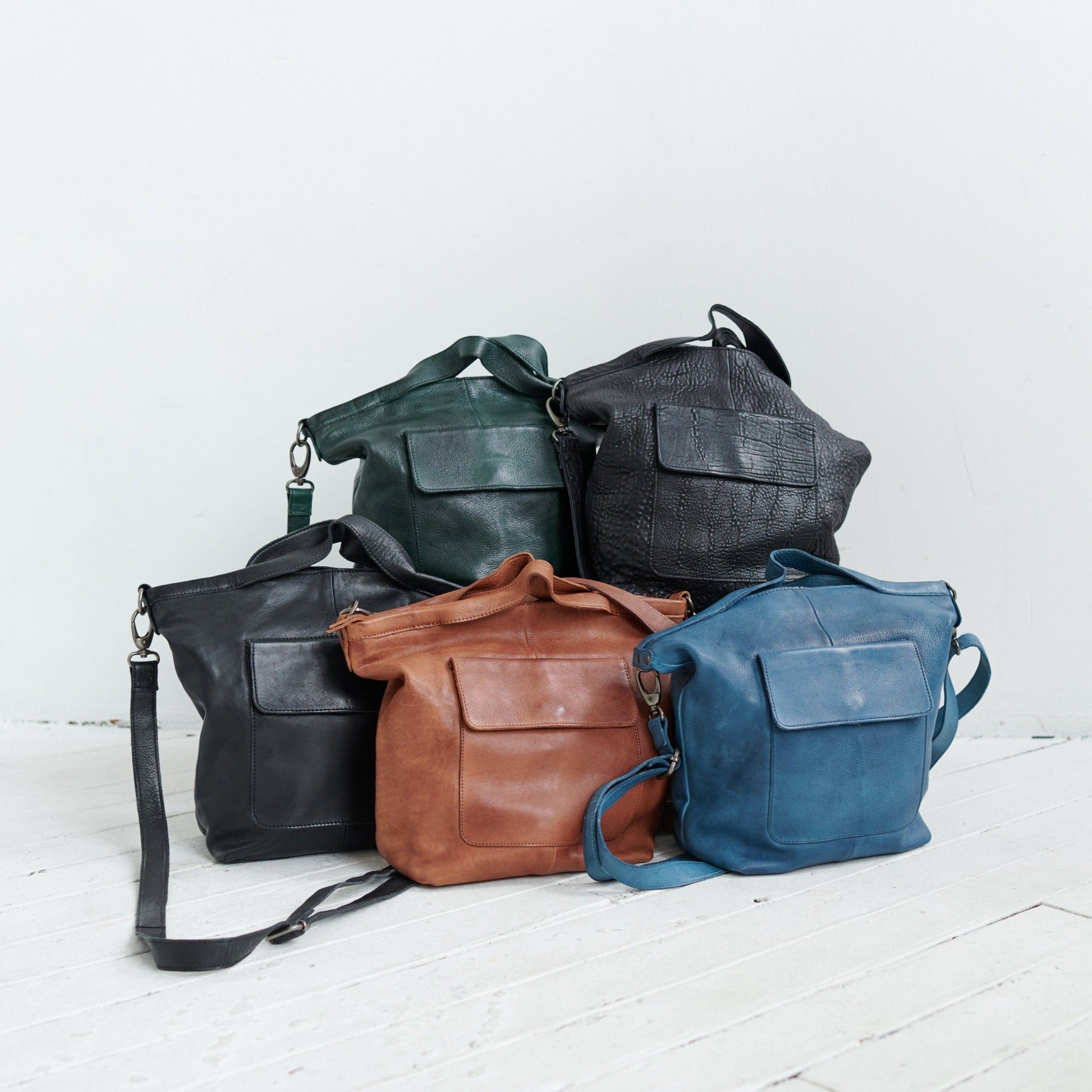 Bianca Leather Crossbody Bag - Image 38