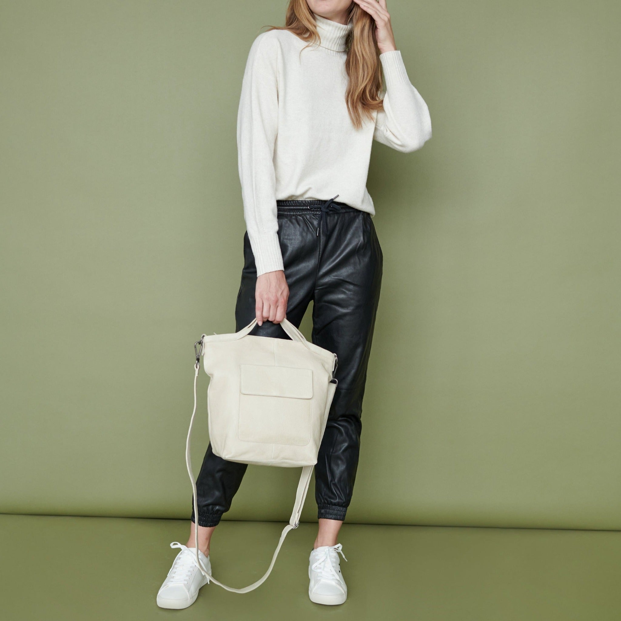 Bianca Leather Crossbody Bag - Image 18