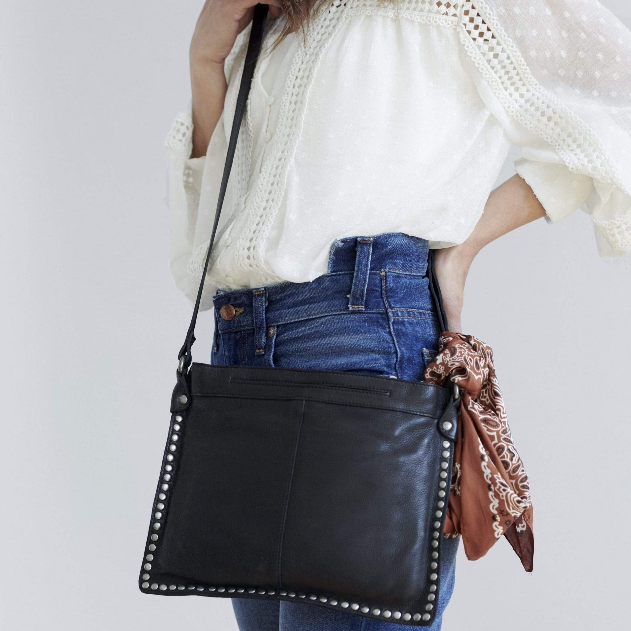 Gabriel Leather Crossbody Bag - Image 6