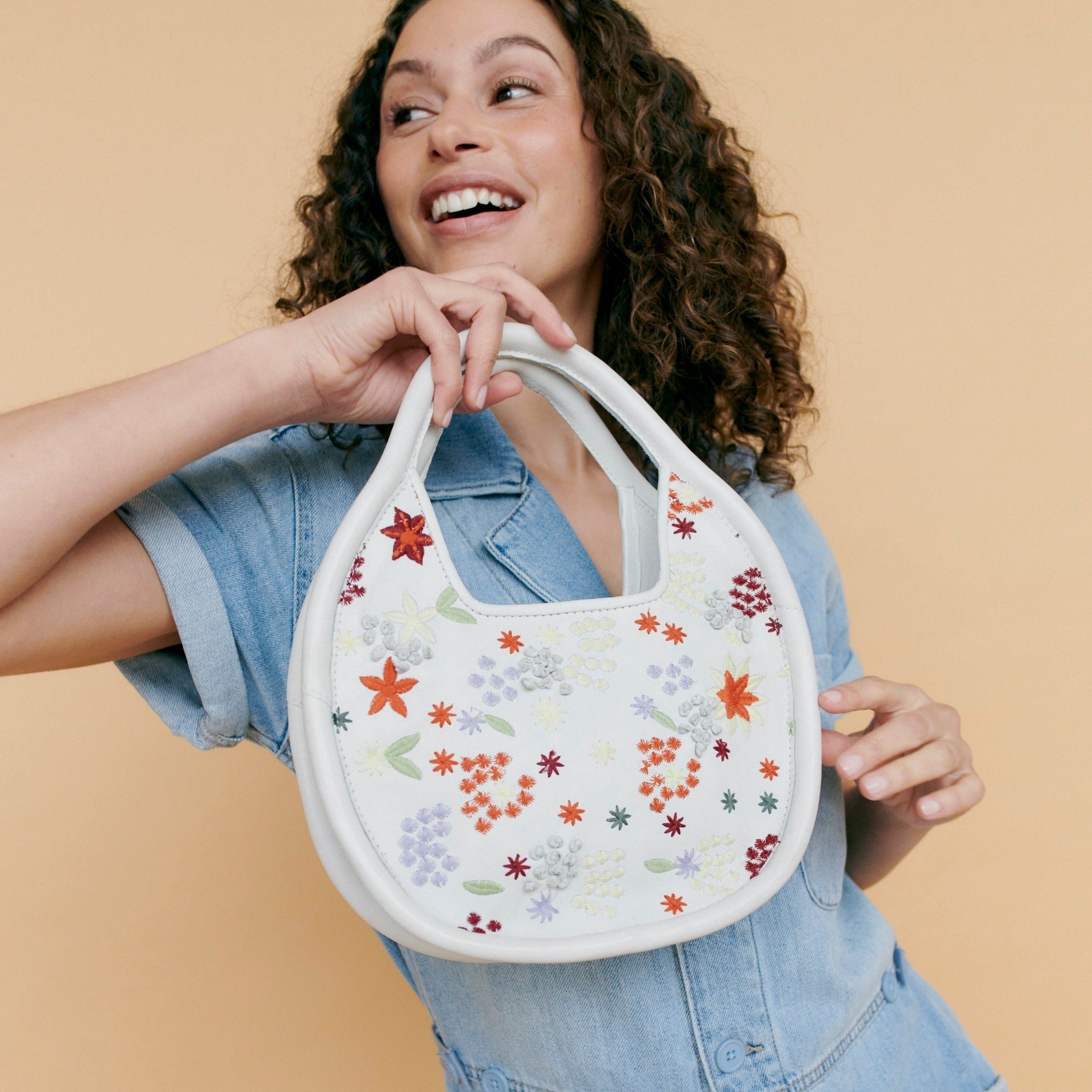 Aster Leather Crossbody Bag - Image 2