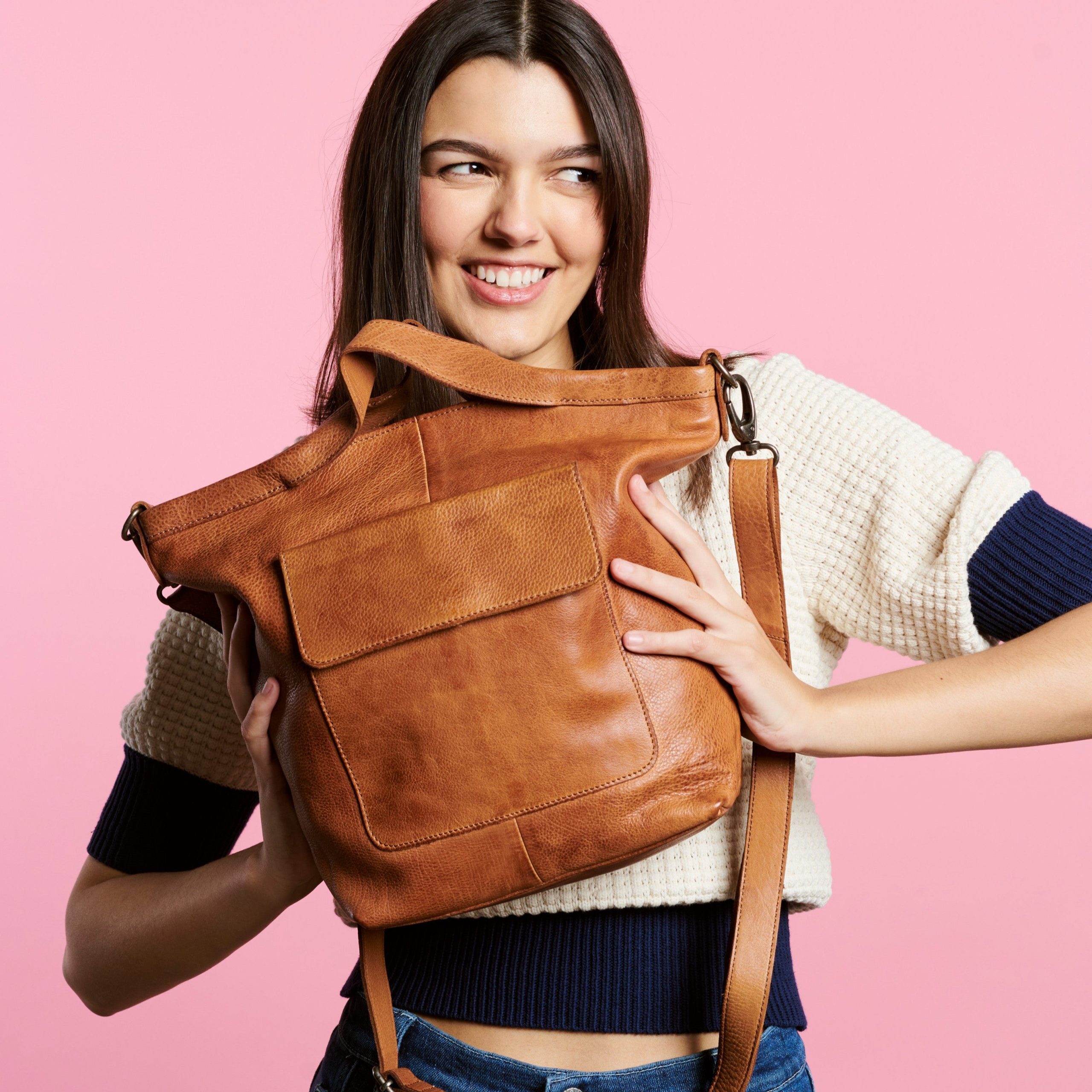 Bianca Leather Crossbody Bag - Image 8