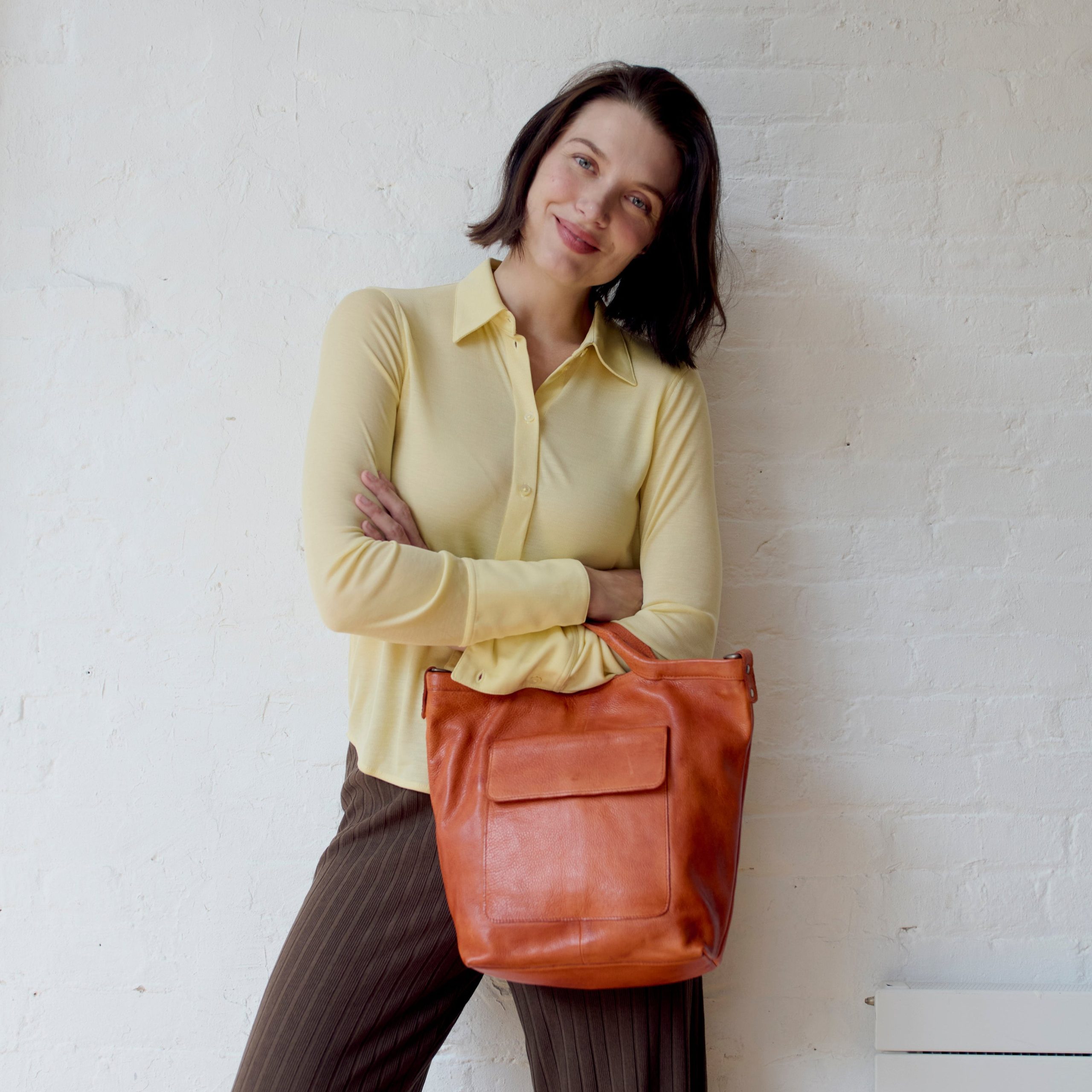 Bianca Leather Crossbody Bag - Image 14