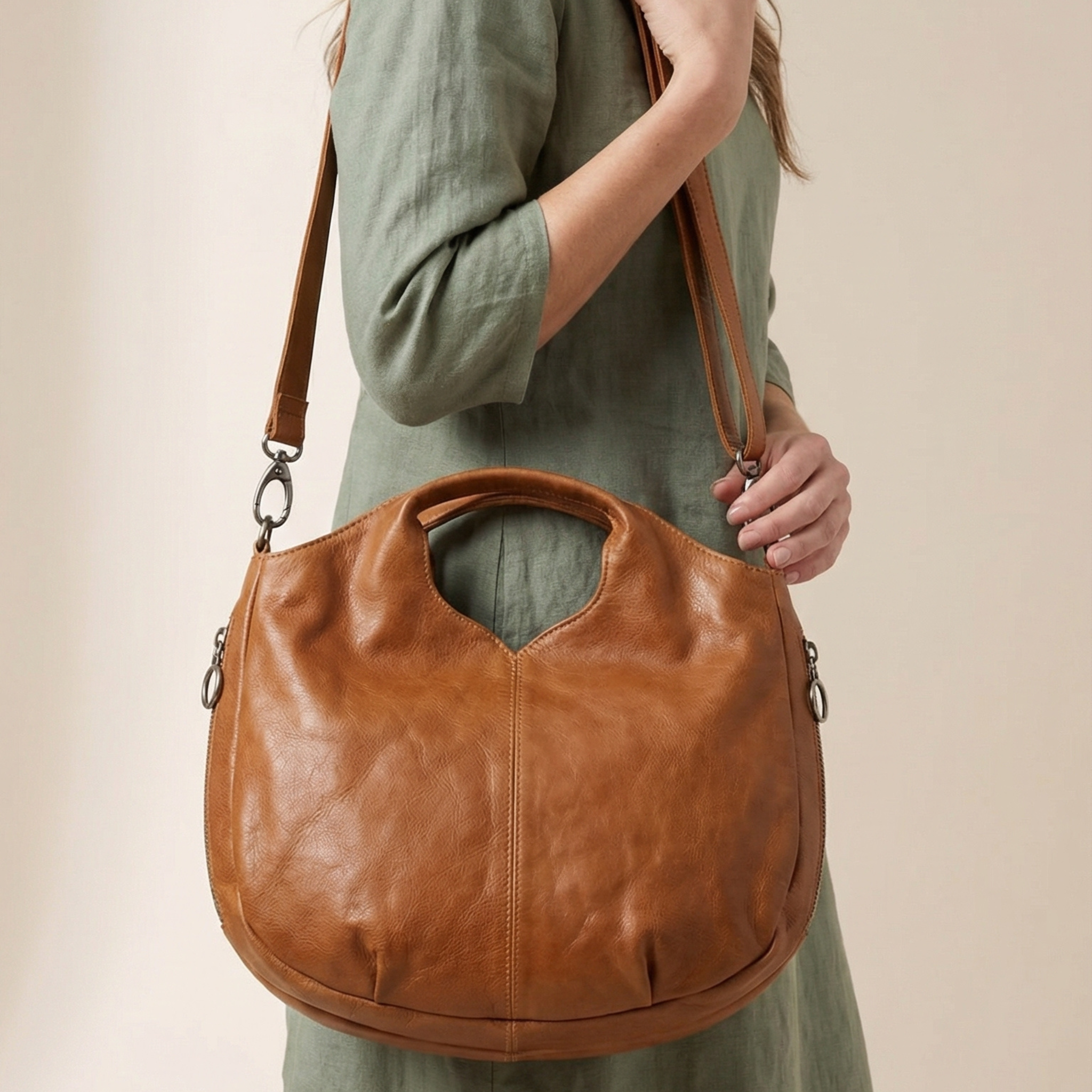 Darby Leather Crossbody Bag - Image 13