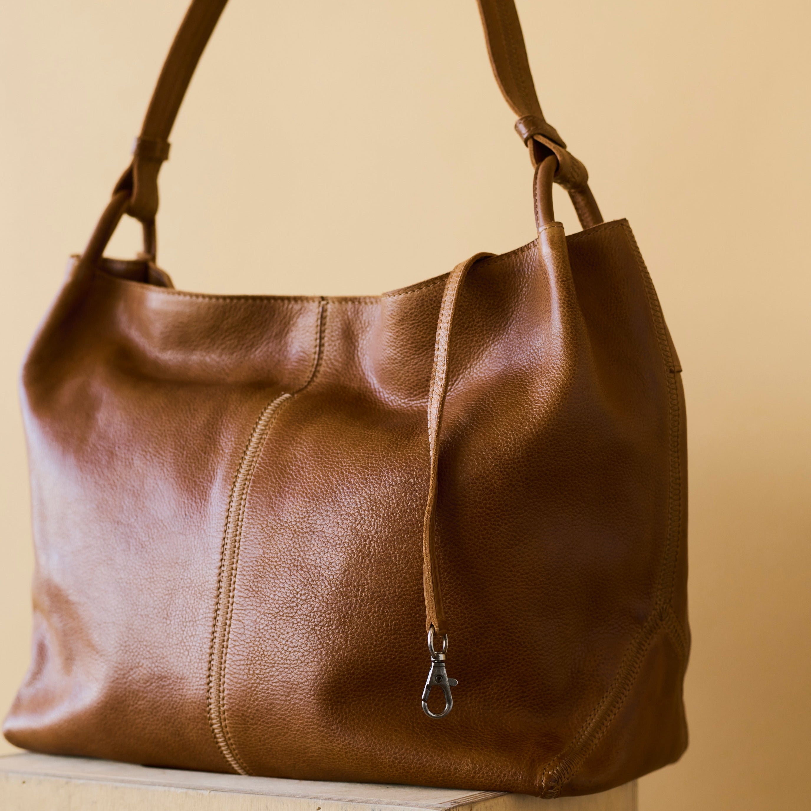 Lyons Leather Tote Bag - Image 4