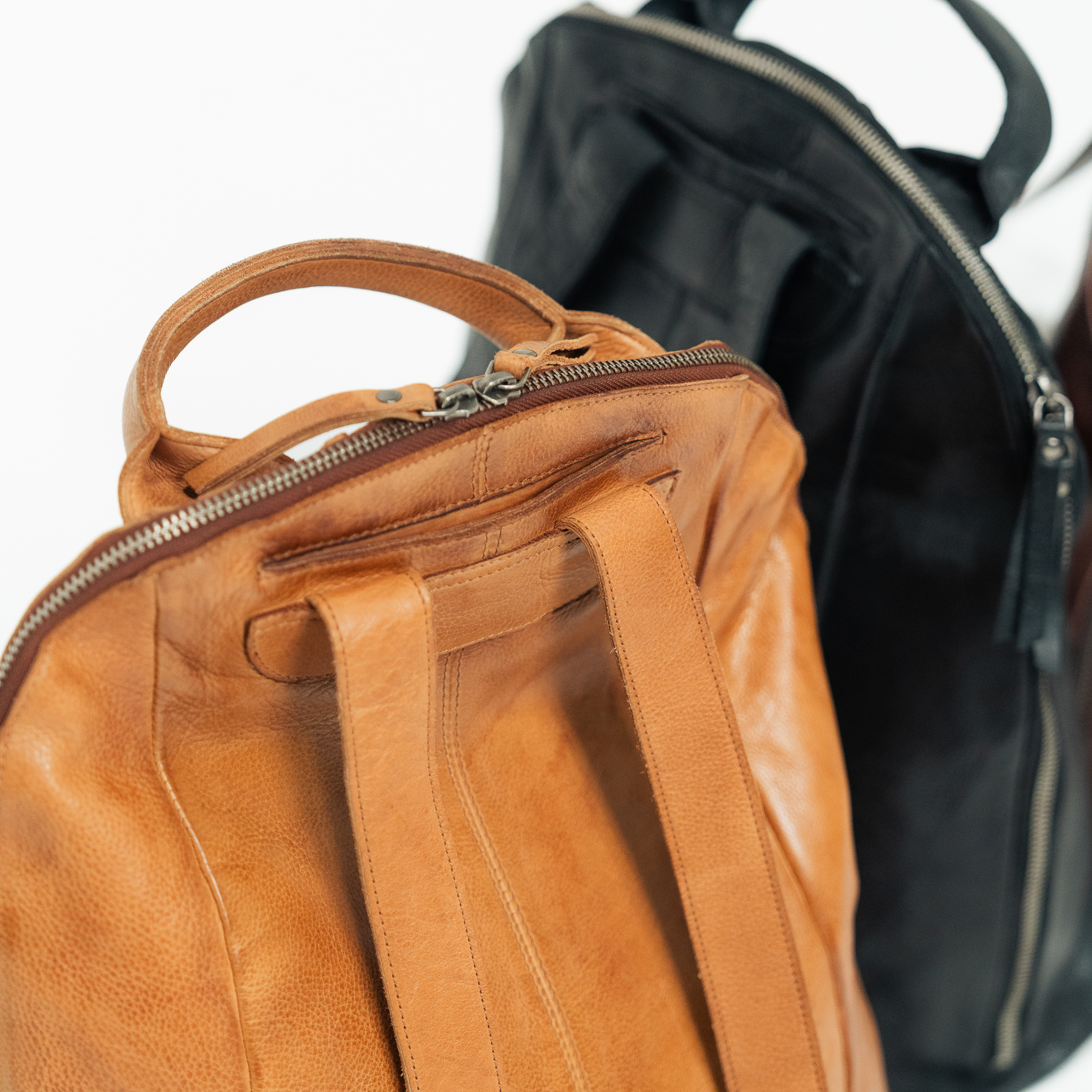 Moore Leather Backpack - Image 14