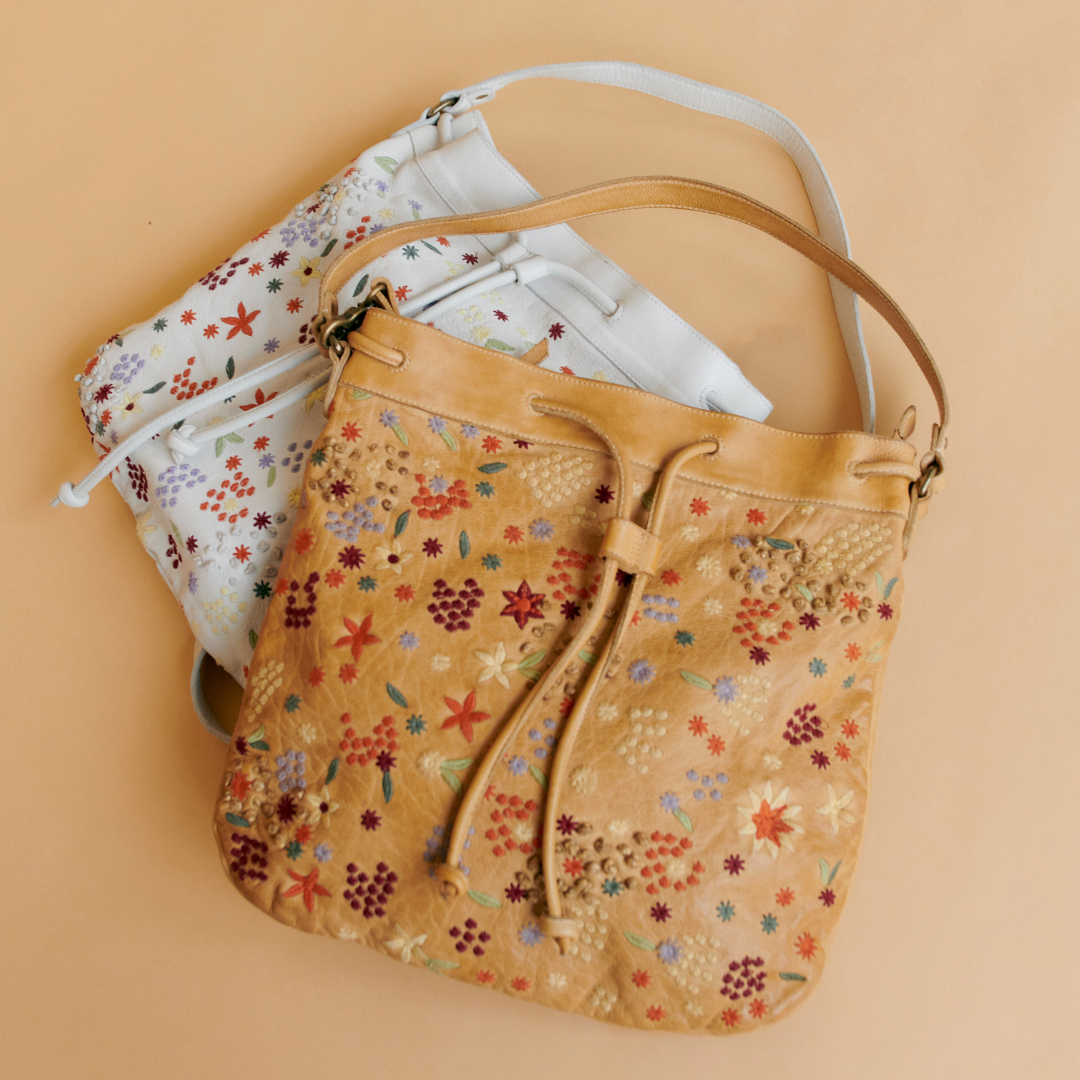 Meadow Leather Crossbody Bag Lg - Image 5